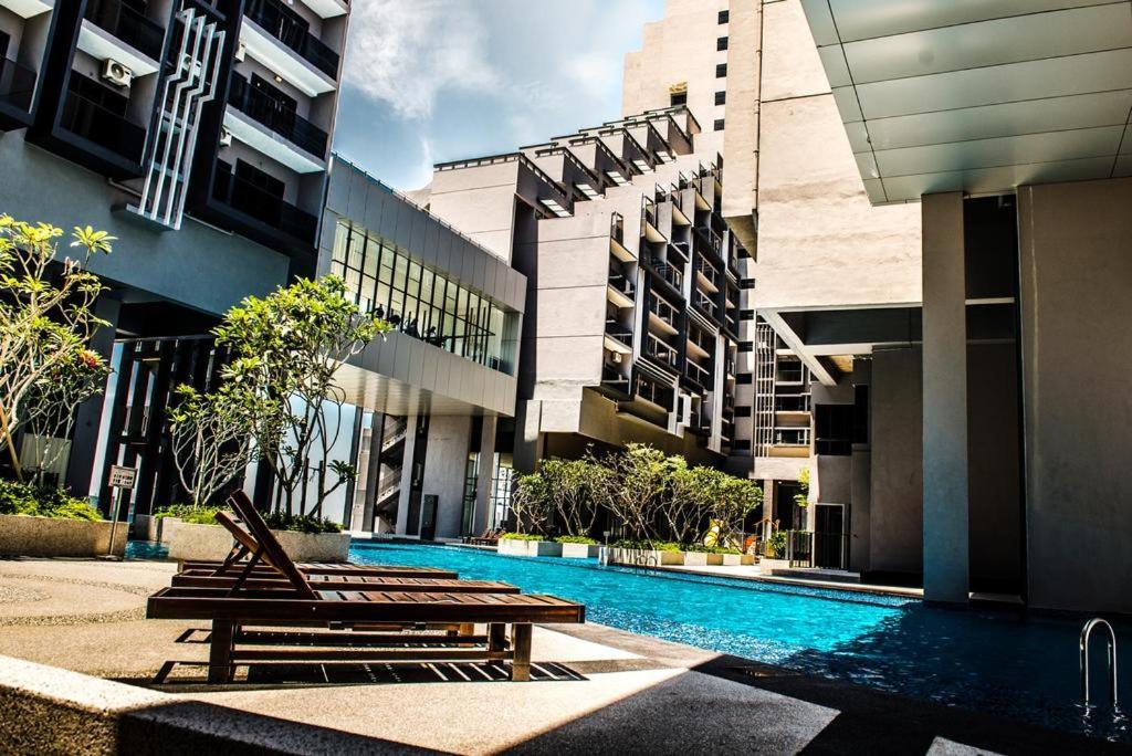 Mykey Imperio B-24-31 Melaka City Malacca Exterior foto